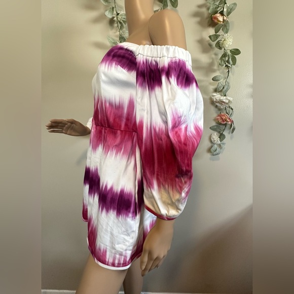 AMUR Ariadne Off Shoulder Romper - Picture 7 of 9